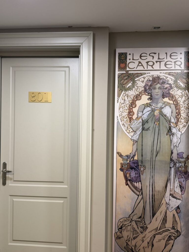 호텔 로열 프라하 복도